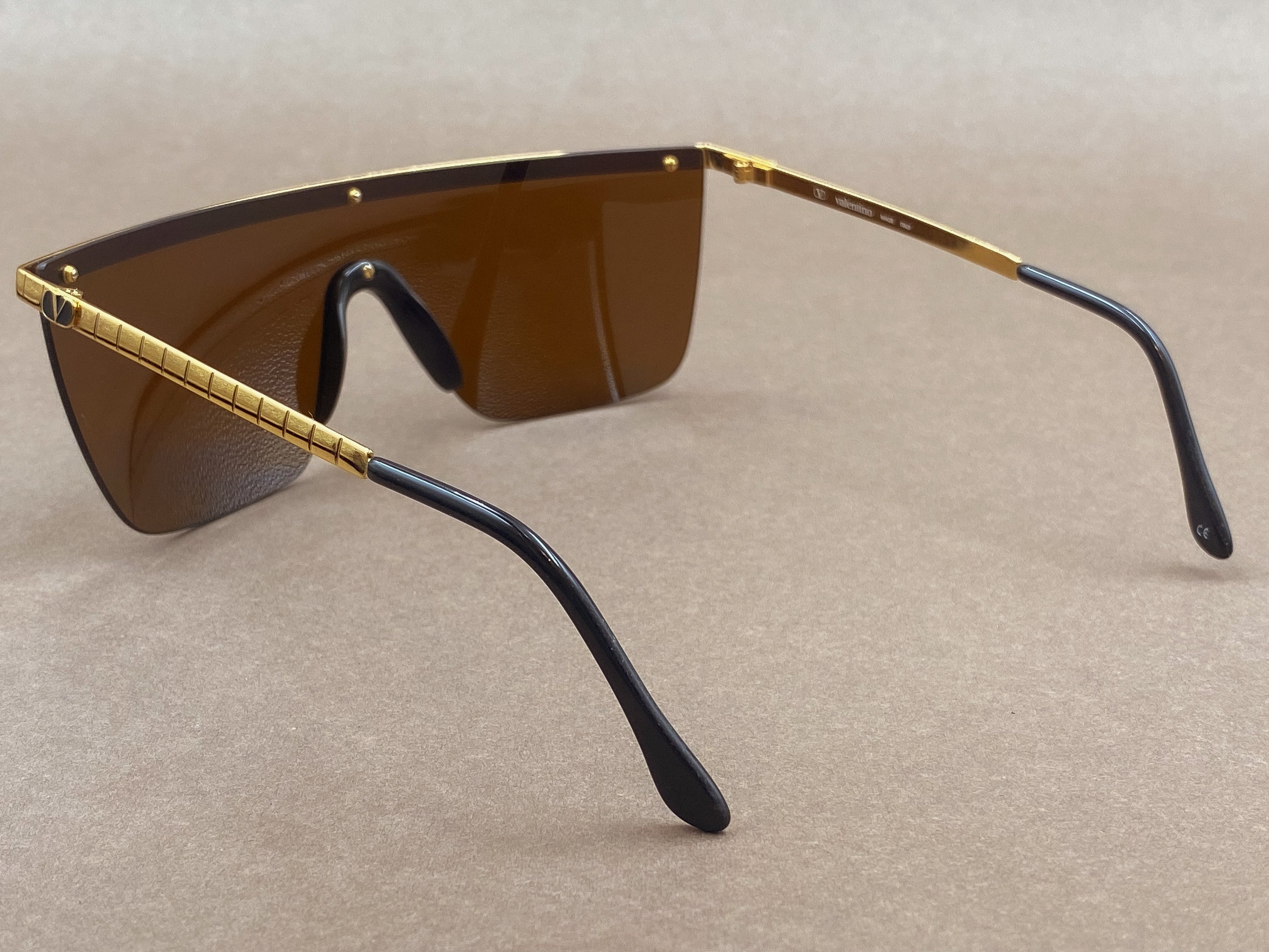 Valentino V598 80s vintage shield sunglasses