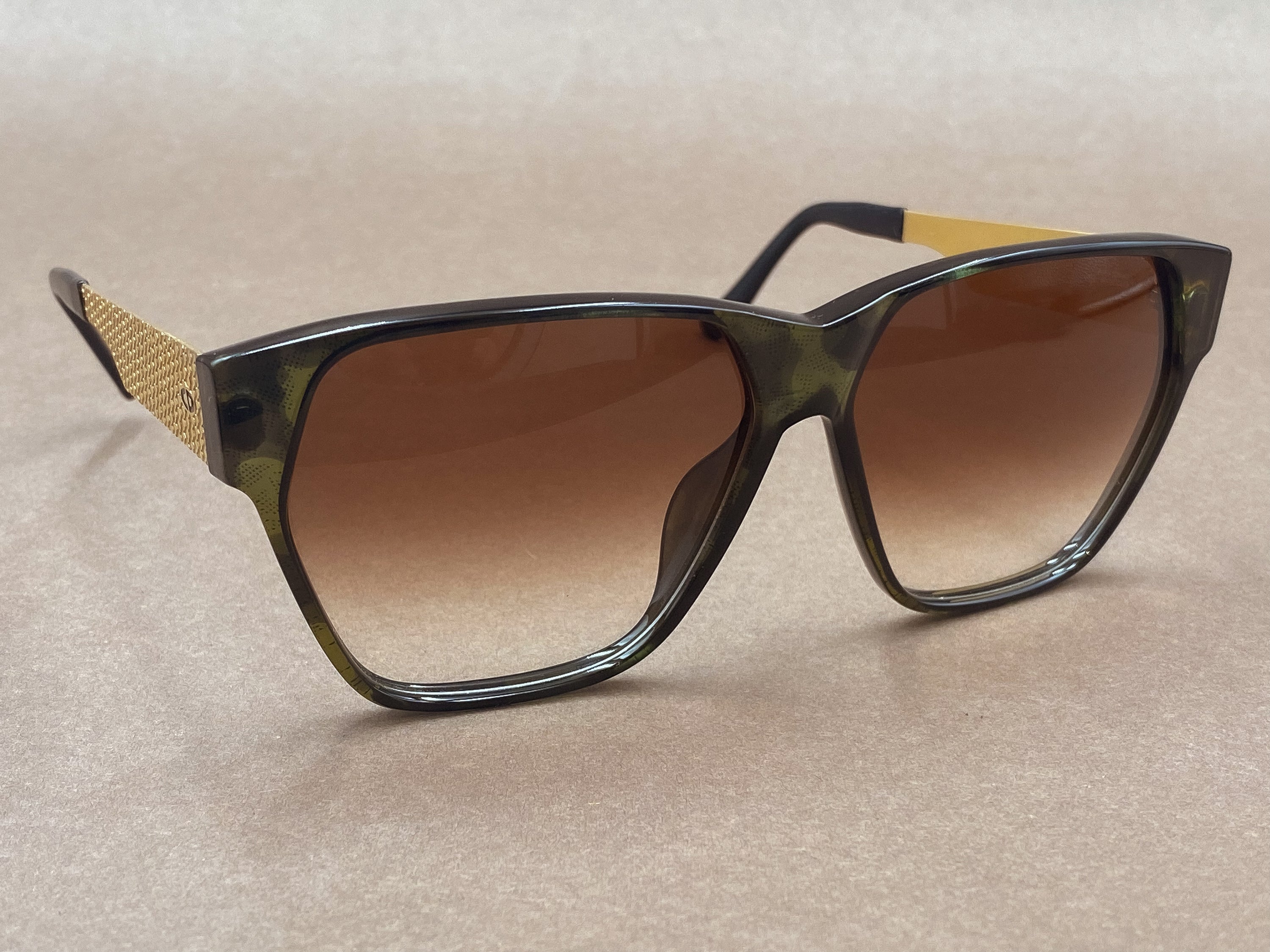 Christian Dior 2565 70s vintage sunglasses