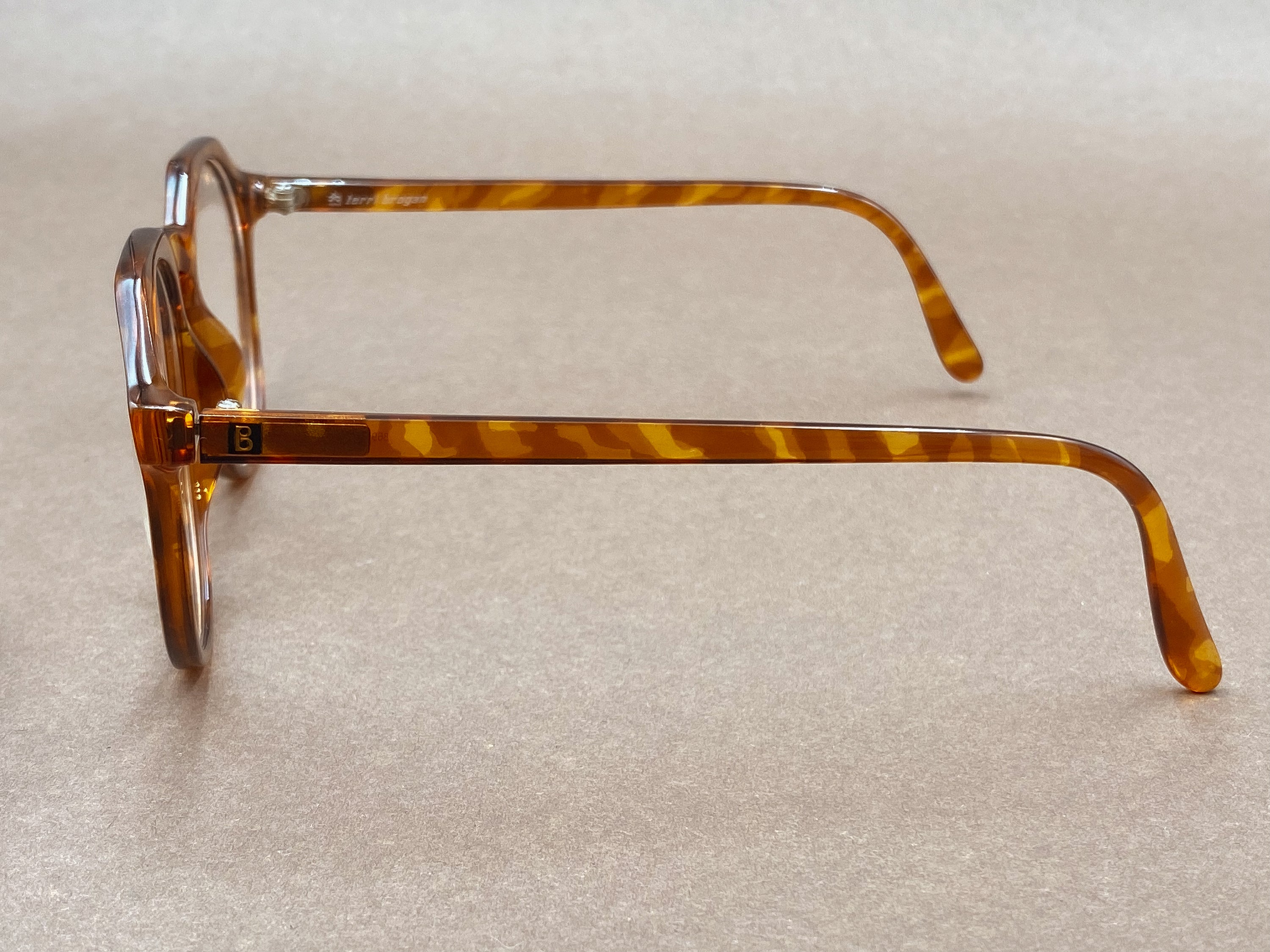 Terri Brogan 8699 80s vintage glasses