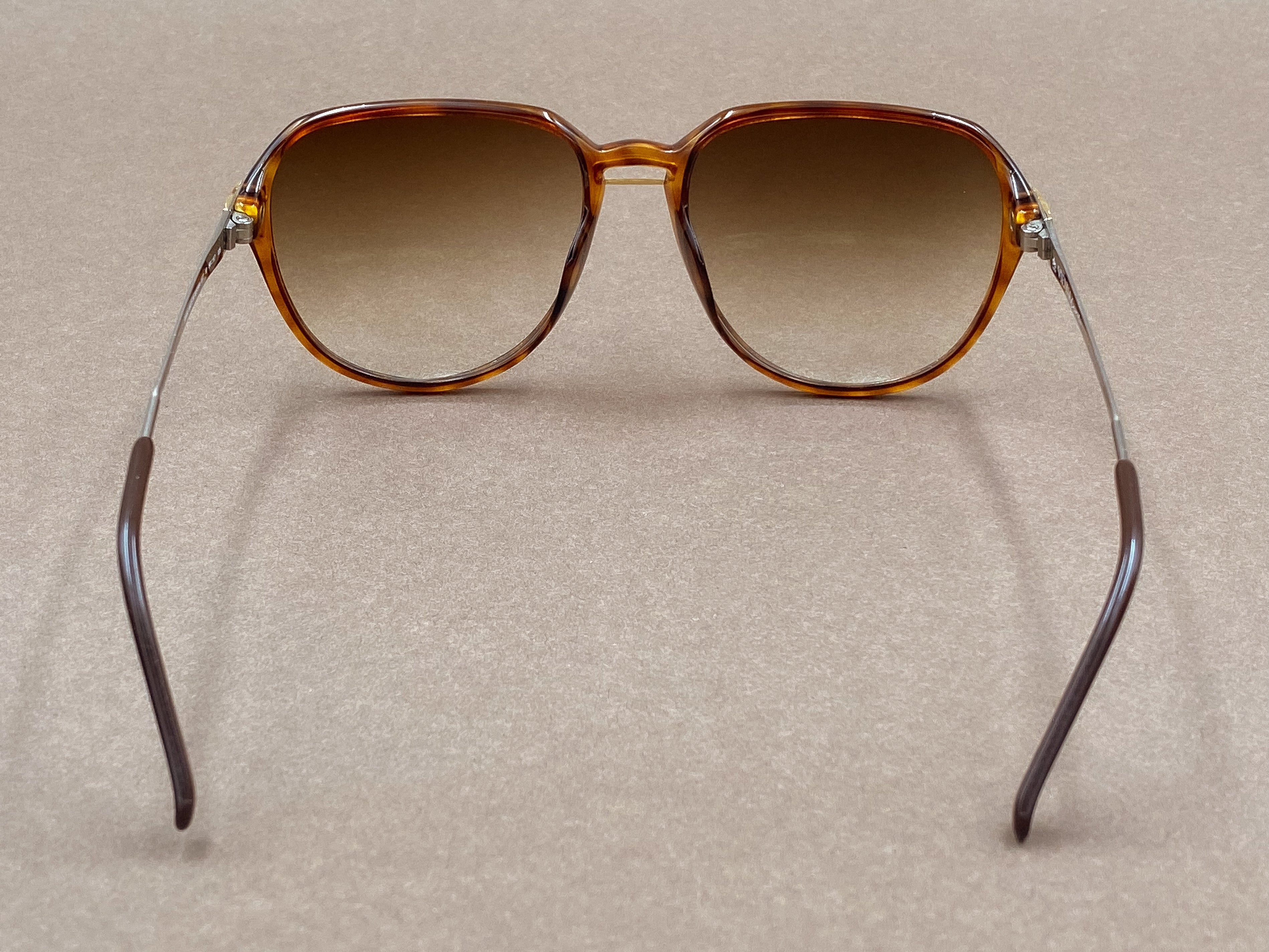 Sunglasses Vienna Line 1463 Retro popular Vintage dark brown stripe animals green new lenses