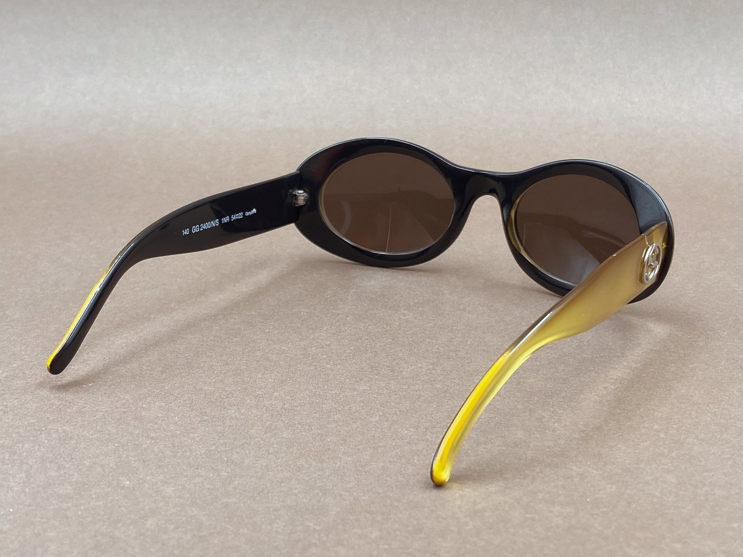 Gucci GG2400 80s vintage sunglasses