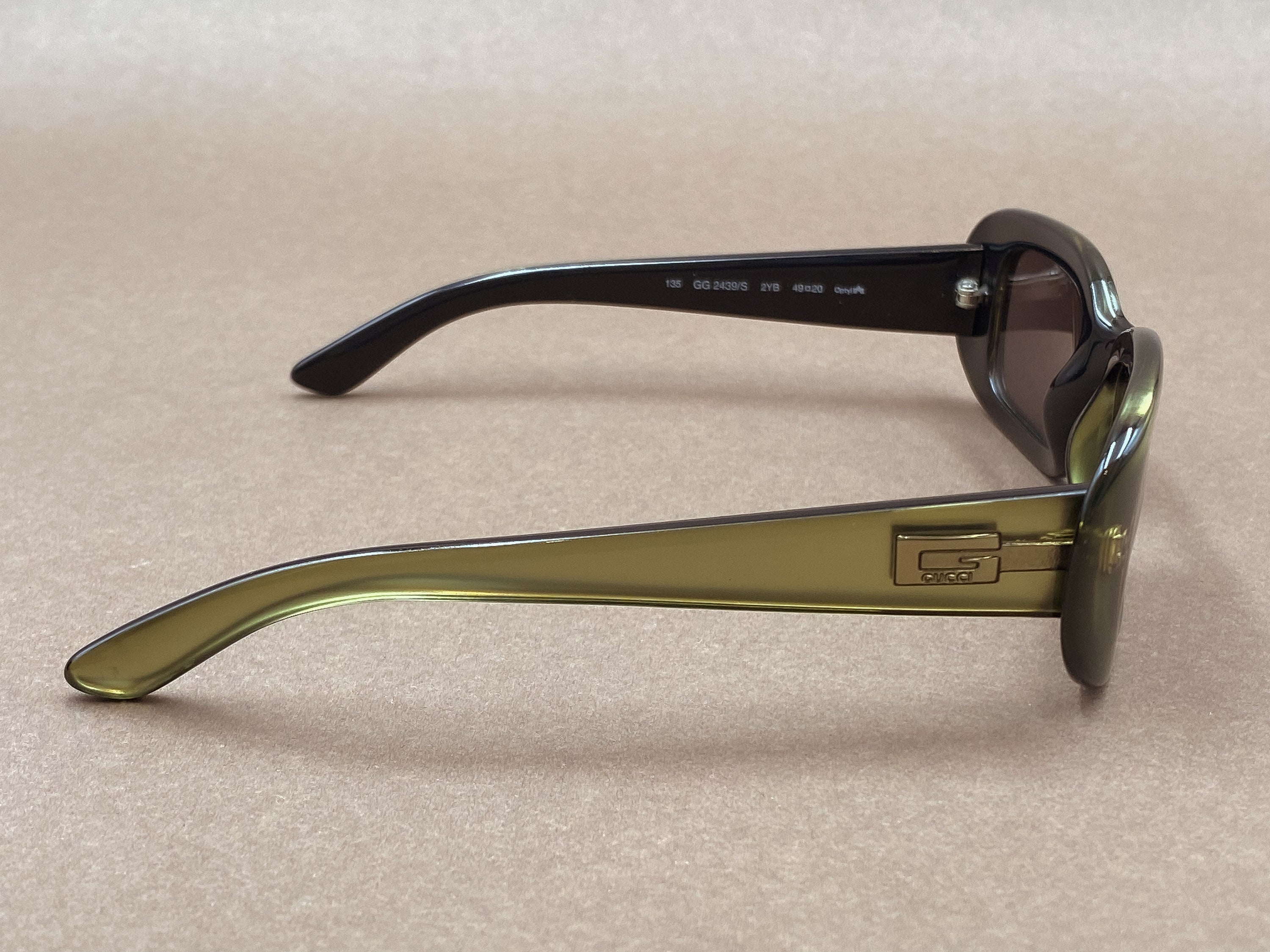 Gucci GG 2439/S 90s vintage sunglasses