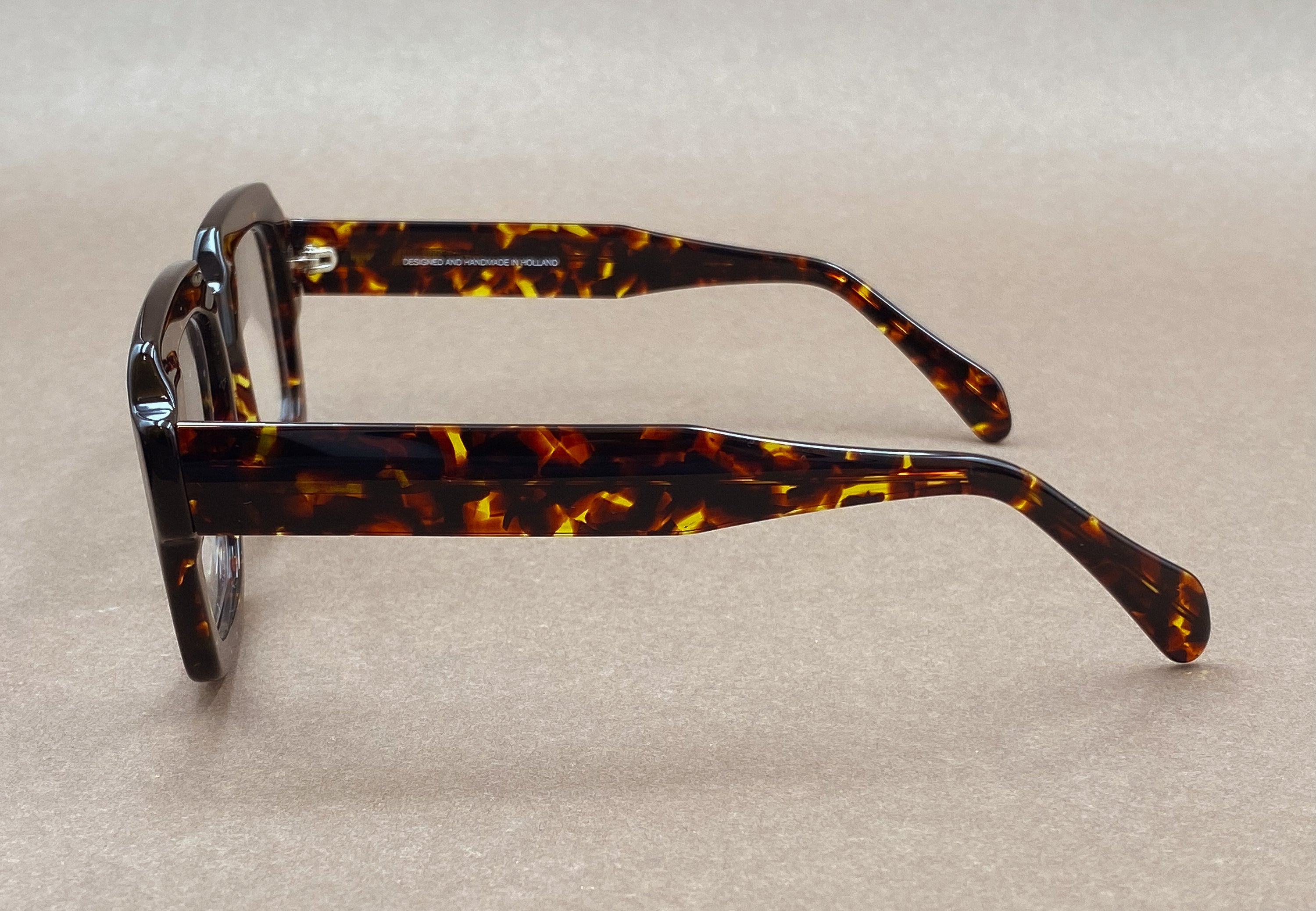 Preciosa 930 handmade glasses