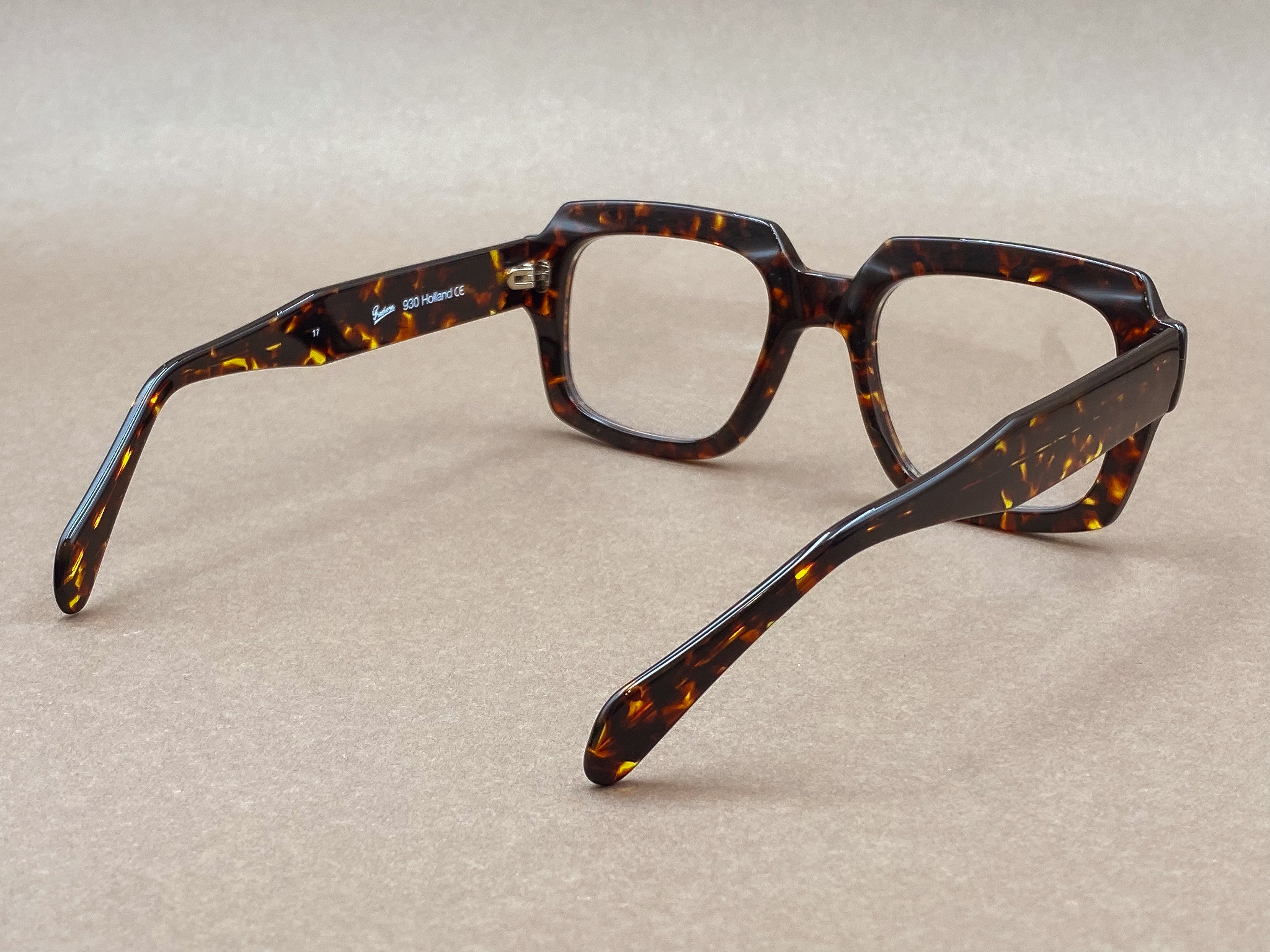 Preciosa 930 handmade glasses