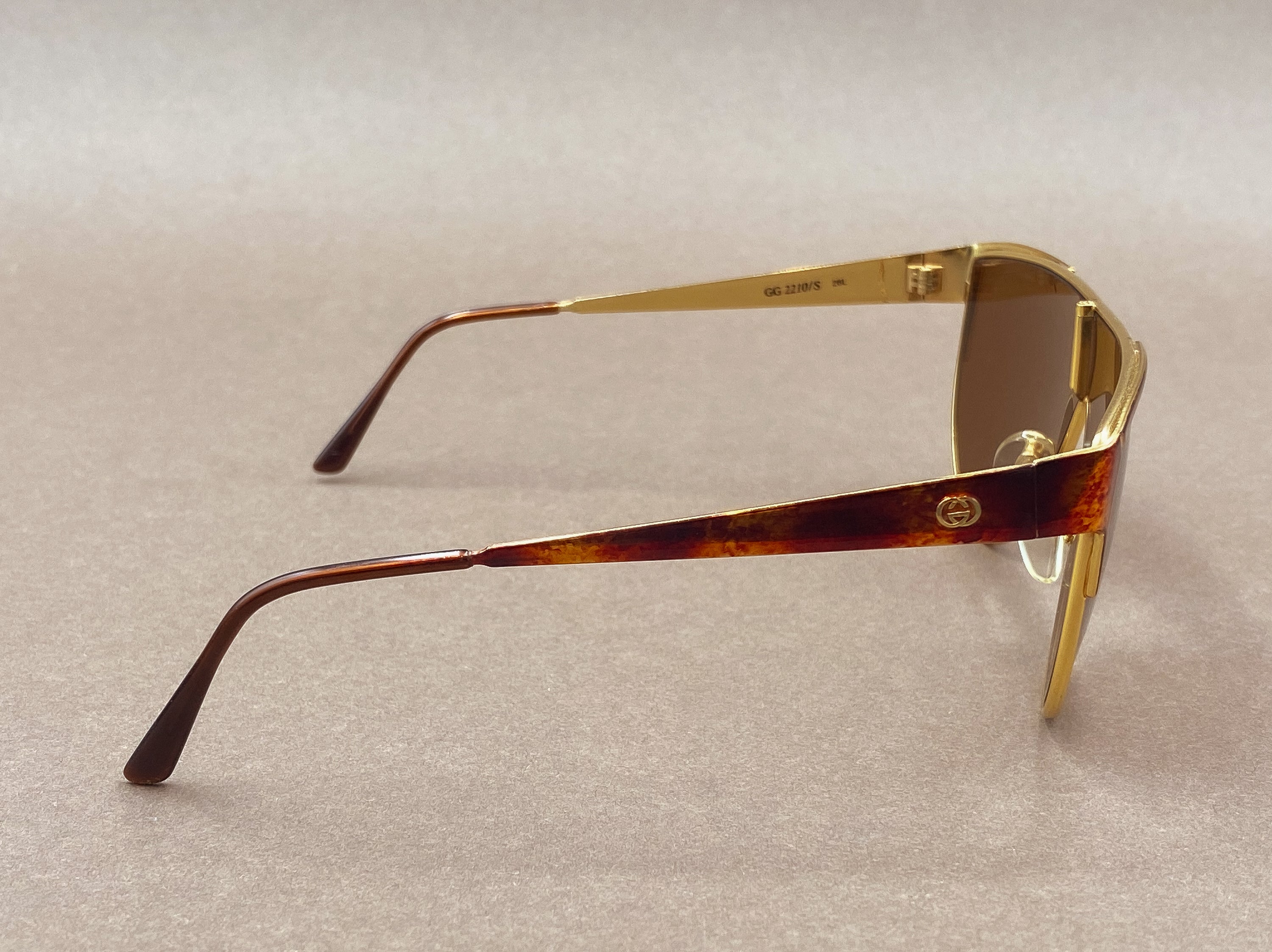 Gucci GG 2210/S 80s vintage sunglasses